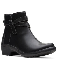 Коричневые женские ботинки Clarks купить от $168