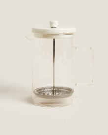 French presses and coffee pots