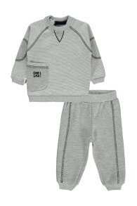 Children's kits and uniforms for boys