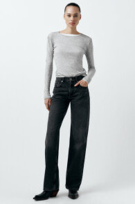 Women's jeans with a medium fit