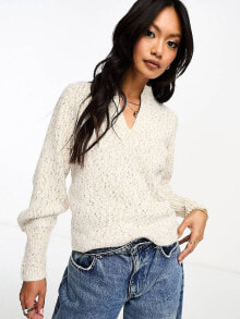 Women's sweaters and cardigans