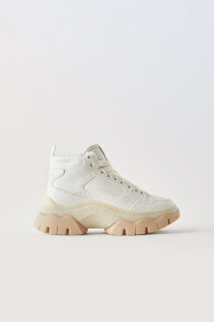 Chunky sole high-top sneakers