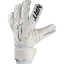 Goalkeeper gloves for football