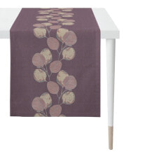 Tablecloths and napkins