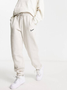 Nike – Phoenix – Jogginghose aus Fleece in hellem Orewood-Braun mit mittelgroßem Swoosh-Logo