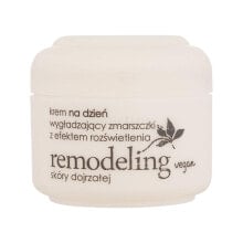 Moisturizing and nourishing the skin of the face