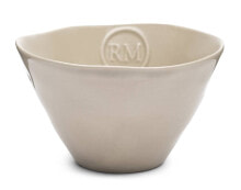 Dishes and salad bowls for serving