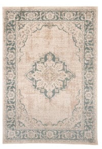 Carpets and carpets