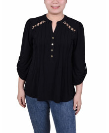 Women's blouses and blouses