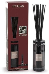 Aromatic diffusers and candles