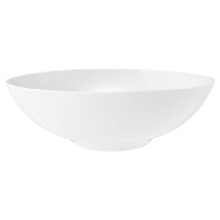 Dishes and salad bowls for serving