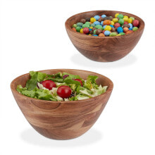 Dishes and salad bowls for serving