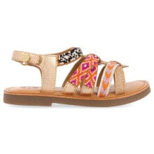 Sandals and sandals for girls