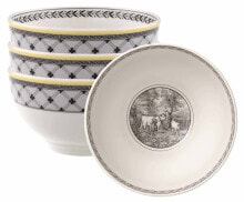 Dishes and salad bowls for serving