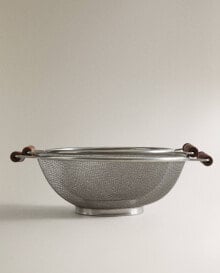 Acacia mesh colander