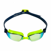 Swimming goggles