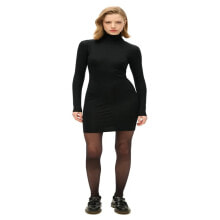 Women's Sports Dresses