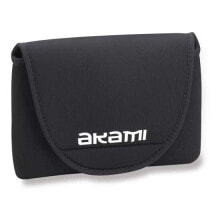 AKAMI Sportswear, shoes and accessories