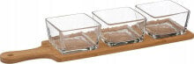 Dishes and salad bowls for serving