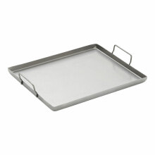 Dishes and molds for baking and baking