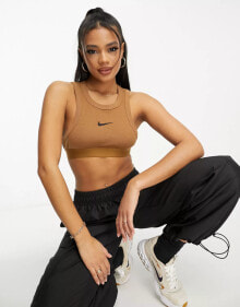 Nike Trend – Kurzes Tanktop aus Rippstoff in Ale-Braun