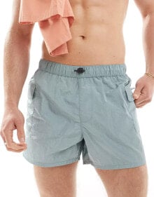 Men's swimming trunks and shorts