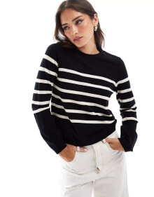 Women's sweaters and cardigans