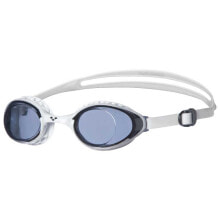 Swimming goggles