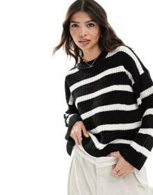 Women's sweaters and cardigans