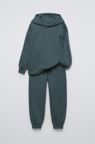 Jogger hoodie and trousers set