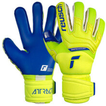 Sports gloves