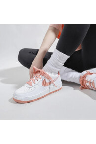 Women's Sports Sneakers