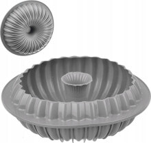 Dishes and molds for baking and baking