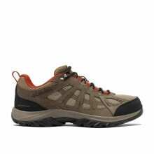 Men's sports shoes for trekking