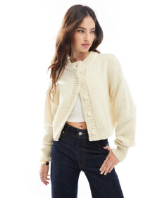 Women's sweaters and cardigans