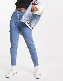 Levi's – Mom-Jeans mit hohem Bund in heller Waschung