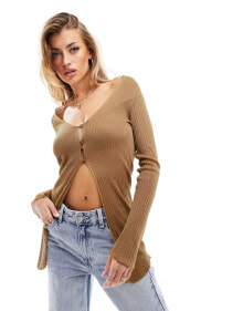 Women's sweaters and cardigans