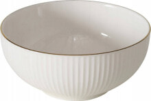 Dishes and salad bowls for serving