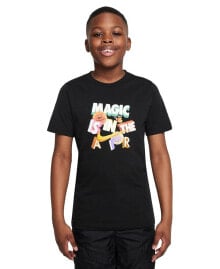 Nike big Kids Sportswear Standard-Fit Printed T-Shirt