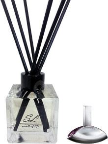 Aromatic diffusers and candles