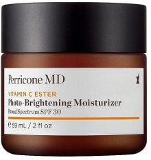 Moisturizing and nourishing the skin of the face