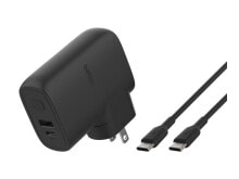 Belkin BOOST CHARGE Hybrid Dual USB-C / USB-A Ladegerät mit Reisestecker-Set und 5K-Powerbank