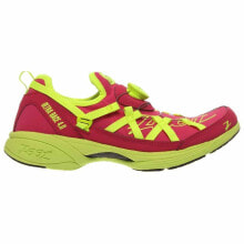 Women's running shoes and sneakers