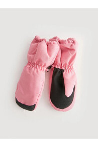 Children's winter clothes and shoes
