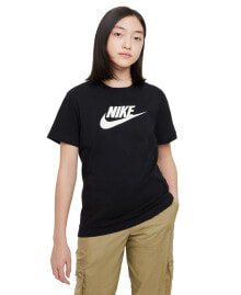 Nike girls Sportswear Logo Graphic T-shirt