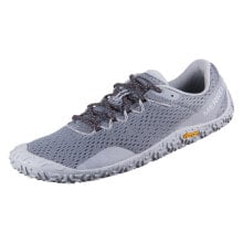 Men's running shoes