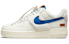 Nike Air Force 1 Low Sherpa Fleece 复古休闲 耐磨轻便 低帮 板鞋 女款 白蓝 / Кроссовки Nike Air Force 1 Low Sherpa Fleece DO6680-100