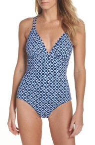 Купить женские купальники Tommy Bahama: Women's Tommy Bahama Cowrie Reversible One-Piece Swimsuit, Size 6 - Blue 150326