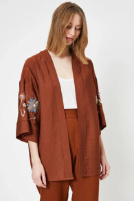 Women's capes and ponchos