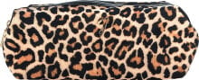 Cosmetic bags and beauty cases